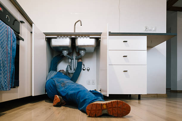 Professional Pipe Repair technician working in Brixey, MO
